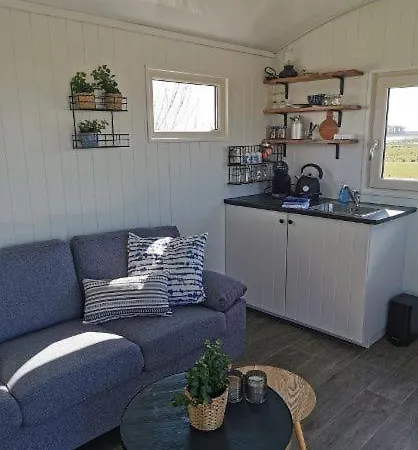 Bed & Breakfast Op De Terp *