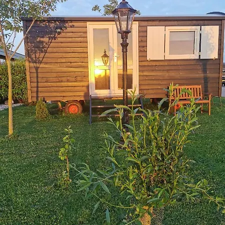 Op De Terp Werkendam