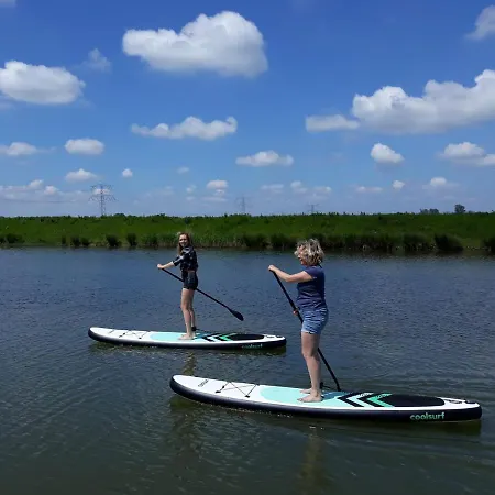 Op De Terp Hotell Werkendam